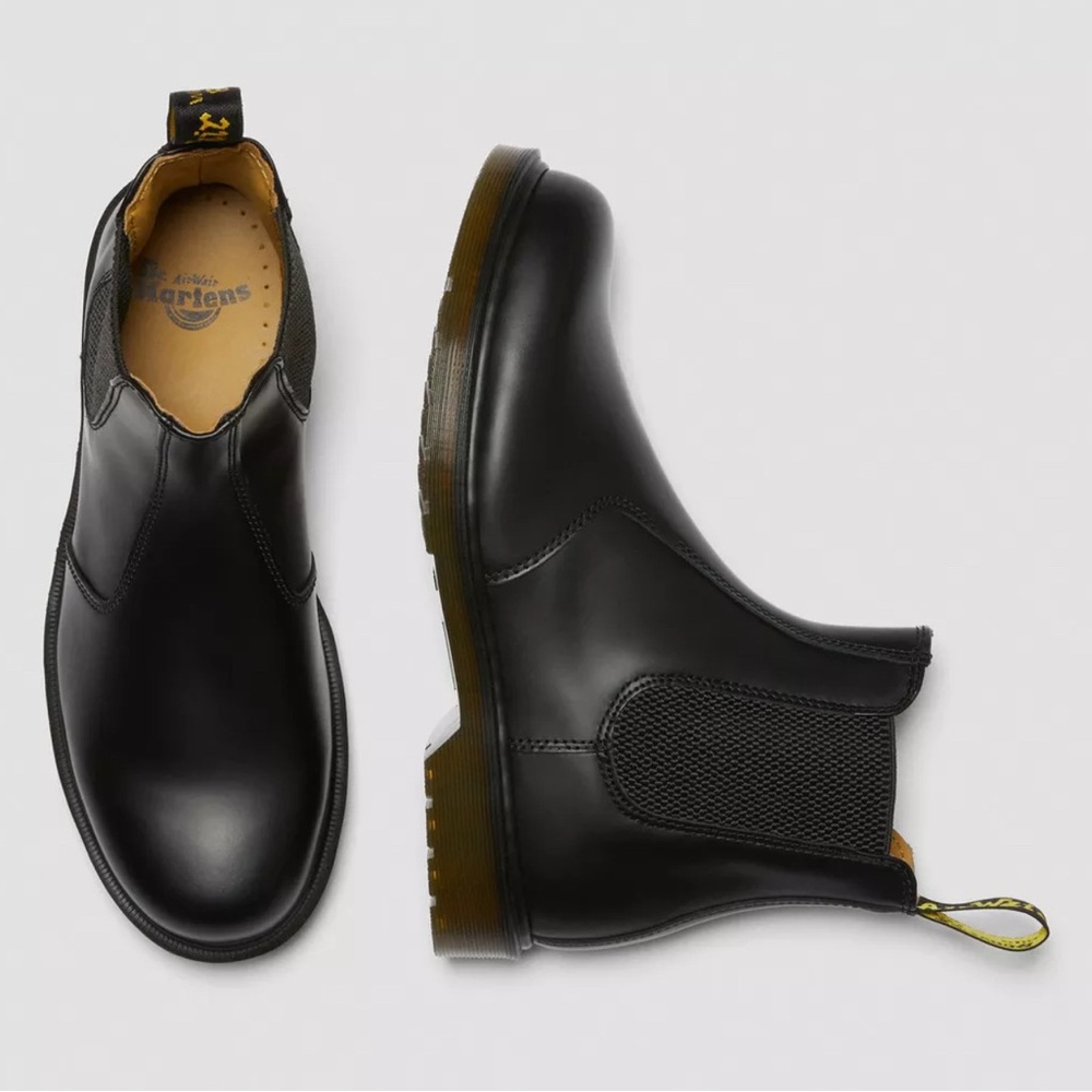 Dr. Martens Smooth Black Chelsea Boots